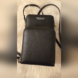 Forever Miyin Phone Holder Shoulder Cross Body Adjustable Straps Bag Small Black